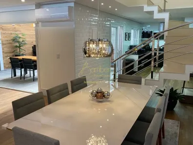 Casa de Condomínio com 4 Quartos à venda, 215m² no Interlagos, São Paulo