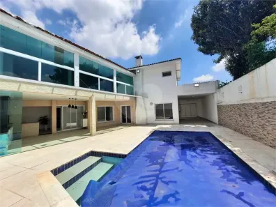 Sobrado com 3 Quartos à venda, 262m² no Jardim Campo Grande, São Paulo