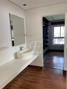 Casa de Condomínio com 3 Quartos à venda, 744m² no Jardim Everest, São Paulo
