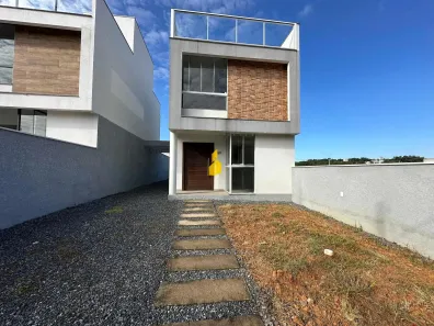 Sobrado com 2 Quartos à venda, 129m² no Benedito, Indaial