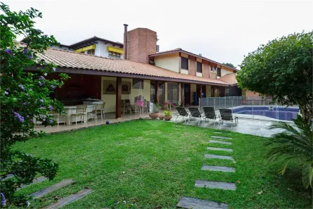 Casa de Condomínio com 4 Quartos à venda, 598m² no Jardim Petrópolis, São Paulo