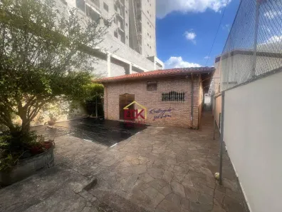 Casa com 7 Quartos para alugar, 320m² no Jardim das Nações, Taubaté