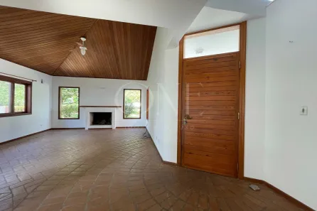 Casa de Condomínio com 3 Quartos para alugar, 220m² no Residencial Morada dos Pássaros-Aldeia da Serra, Barueri
