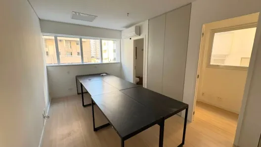 Sala Comercial para alugar, 55m² no Itaim Bibi, São Paulo