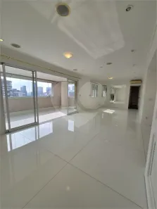 Apartamento com 3 Quartos para alugar, 130m² no Brooklin Paulista, São Paulo