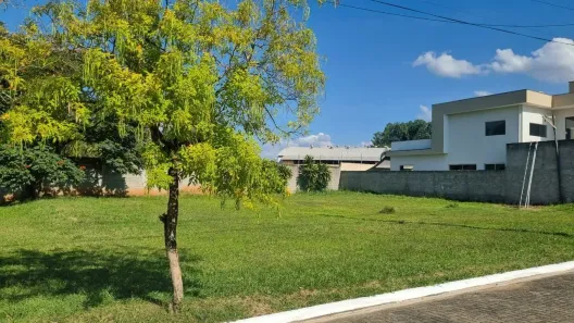 Lote/Terreno à venda, 300m² no Areão, Taubaté