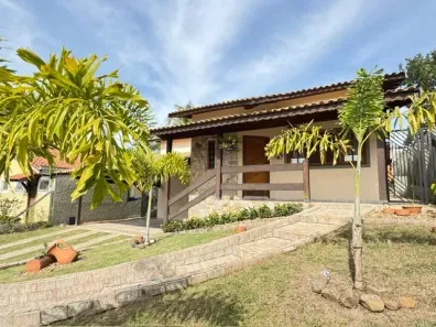 Casa com 3 Quartos à venda, 228m² no Centro, Águas de São Pedro