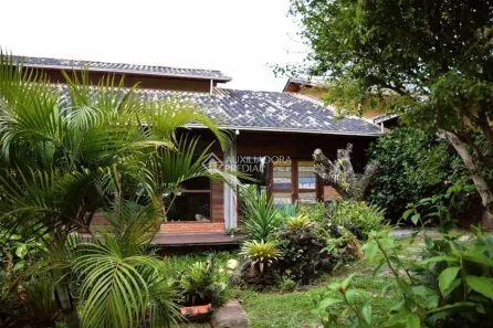 Casa com 8 Quartos à venda, 470m² no Gamboa, Garopaba
