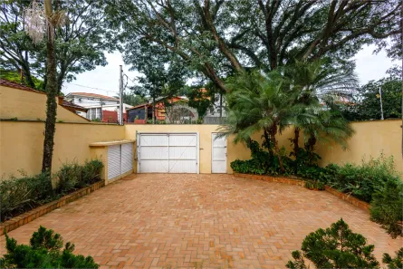 Casa com 4 Quartos à venda, 460m² no Vila Romana, São Paulo