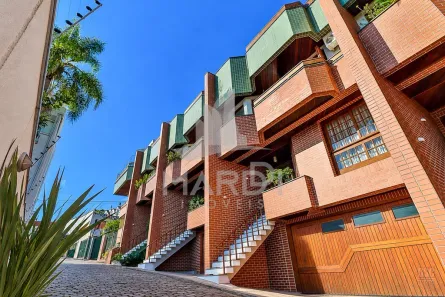 Casa de Condomínio com 4 Quartos à venda, 301m² no Chácara das Pedras, Porto Alegre