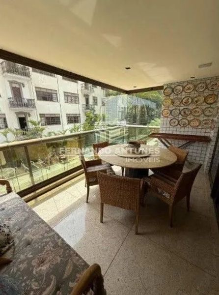 Apartamento com 4 quartos — Sion, Belo Horizonte