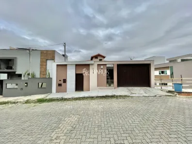 Casa com 3 Quartos à venda, 300m² no Lourdes, Juiz de Fora
