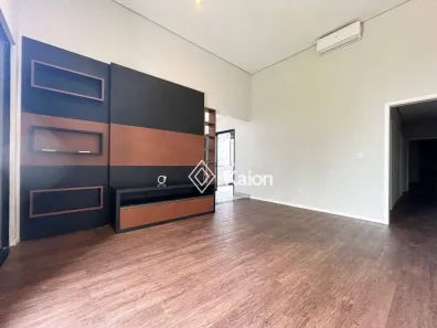 Casa de Condomínio com 3 Quartos para alugar, 155m² no Village Moutonnée, Salto