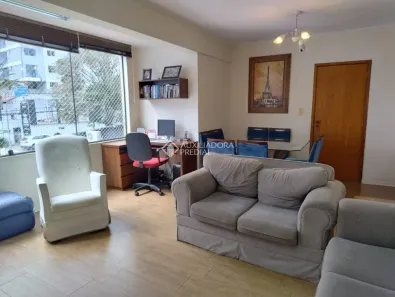 Apartamento com 3 Quartos à venda, 100m² no Passo da Areia, Porto Alegre