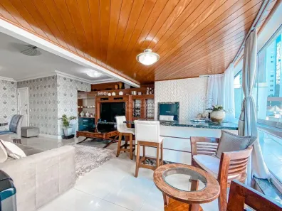 Apartamento com 3 Quartos à venda, 140m² no Centro, Balneário Camboriú