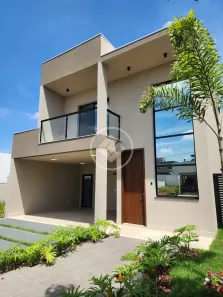 Casa de Condomínio com 3 Quartos à venda, 210m² no Condomínio Belvedere II, Cuiabá