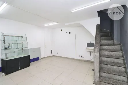Ponto Comercial para venda ou aluguel, 56m² no Benfica, Rio de Janeiro