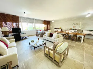 Apartamento com 4 Quartos para alugar, 330m² no Pitangueiras, Guarujá