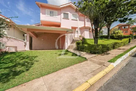 Casa de Condomínio com 3 Quartos para alugar, 270m² no Jardim Lambreta, Cotia