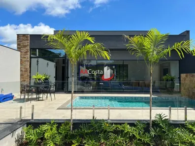 Fazenda/Sítio com 4 Quartos à venda, 220m² no Jardim Barão, Franca