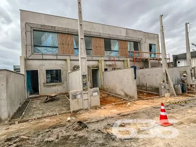 Sobrado com 2 Quartos à venda, 57m² no Vila Nova, Joinville