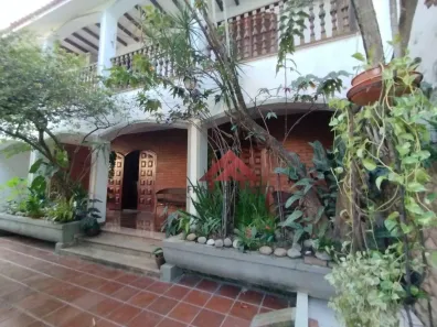 Casa com 7 Quartos à venda, 485m² no Santa Rosa, Niterói