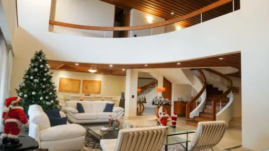 Apartamento com 4 Quartos à venda, 561m² no Cambuí, Campinas