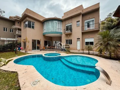 Casa de Condomínio com 3 Quartos à venda, 310m² no Jardim Indaiá, Embu das Artes