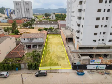 Lote/Terreno à venda, 600m² no Dehon, Tubarão