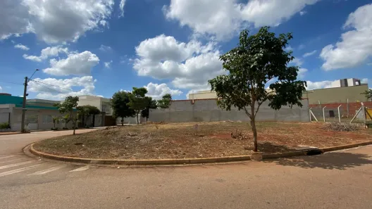 Lote/Terreno à venda, 371m² no Portal Ville Azaleia, Boituva