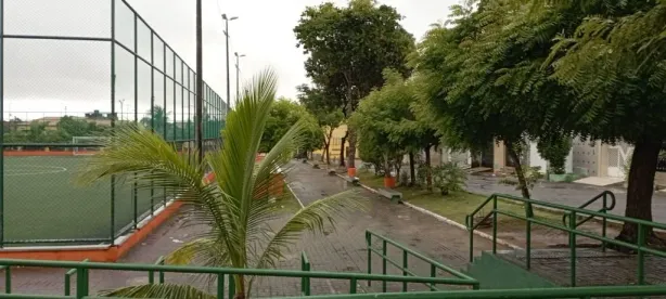 Prédio Comercial à venda, 360m² no Conjunto Esperança, Fortaleza