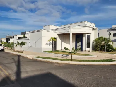 Casa de Condomínio com 3 Quartos à venda, 125m² no Jardim Primavera, Montes Claros