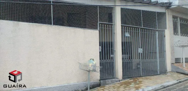 Sobrado com 3 Quartos à venda, 194m² no Vila Palmares, Santo André