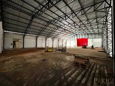 Galpão/Depósito/Armazém para alugar, 750m² no Navegantes, Porto Alegre