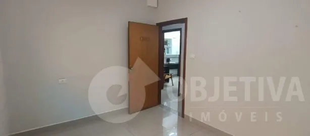 Sala Comercial para alugar, 11m² no Centro, Uberlândia