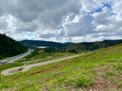 Lote/Terreno à venda, 300m² no Vina Del Mar, Juiz de Fora