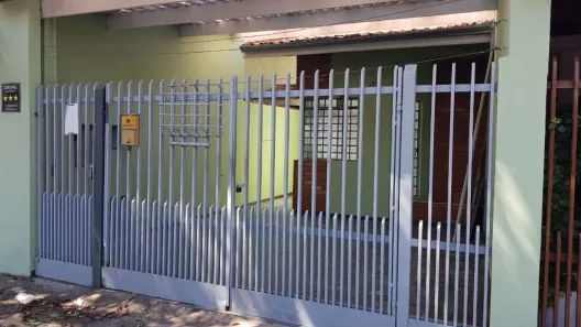 Casa com 3 Quartos para alugar, 140m² no Jardim das Indústrias, São José dos Campos