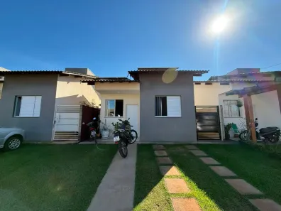 Casa com 2 Quartos à venda, 86m² no Residencial São Lourenço, Sinop