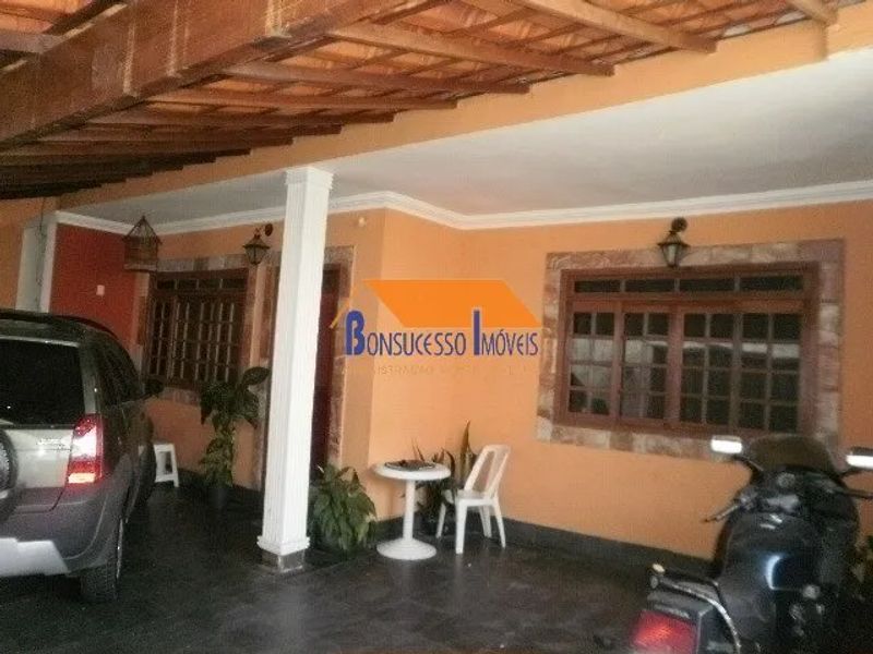 Casa com 7 quartos — Floramar, Belo Horizonte