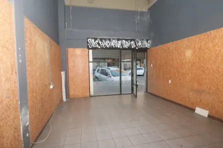 Sala Comercial para alugar, 42m² no Centro, Pelotas