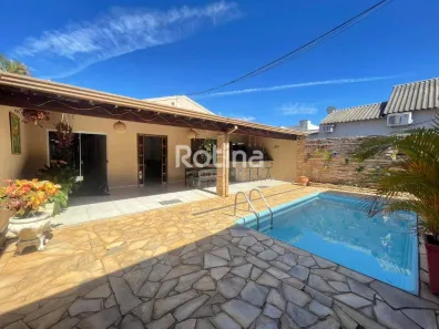 Casa com 5 Quartos à venda, 320m² no Nossa Senhora Aparecida, Uberlândia