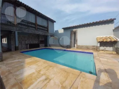 Casa com 6 Quartos à venda, 320m² no Piratininga, Niterói