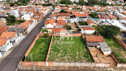 Lote/Terreno à venda, 300m² no Vila Cidade Jardim, Botucatu