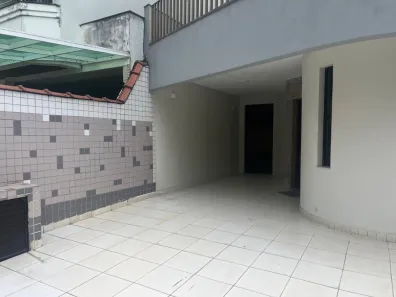 Casa com 3 Quartos à venda, 332m² no Embaré, Santos