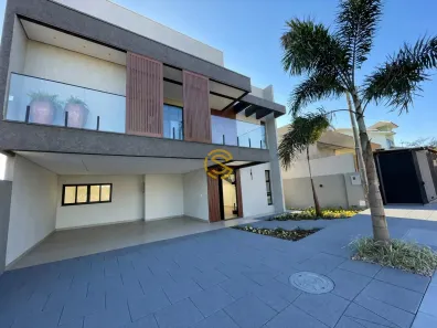 Sobrado à venda, 235m² no Cascavel Velho, Cascavel
