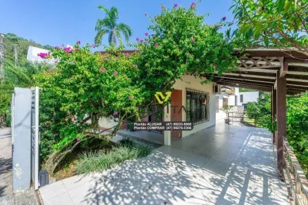 Casa com 3 Quartos para alugar, 120m² no Ponta Aguda, Blumenau