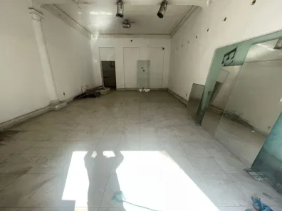 Ponto Comercial para alugar, 381m² no Centro, Macaé