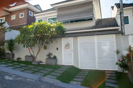 Casa com 4 Quartos à venda, 315m² no Pechincha, Rio de Janeiro