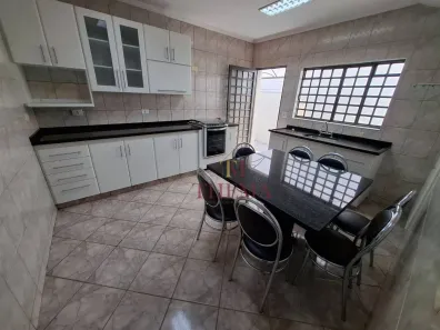 Casa com 3 Quartos à venda, 220m² no Água Branca, Piracicaba
