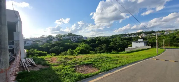 Lote/Terreno à venda, 360m² no Jardins Bolonha, Senador Canedo